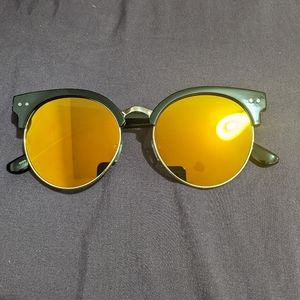 Black cat eye aviator sunglasses